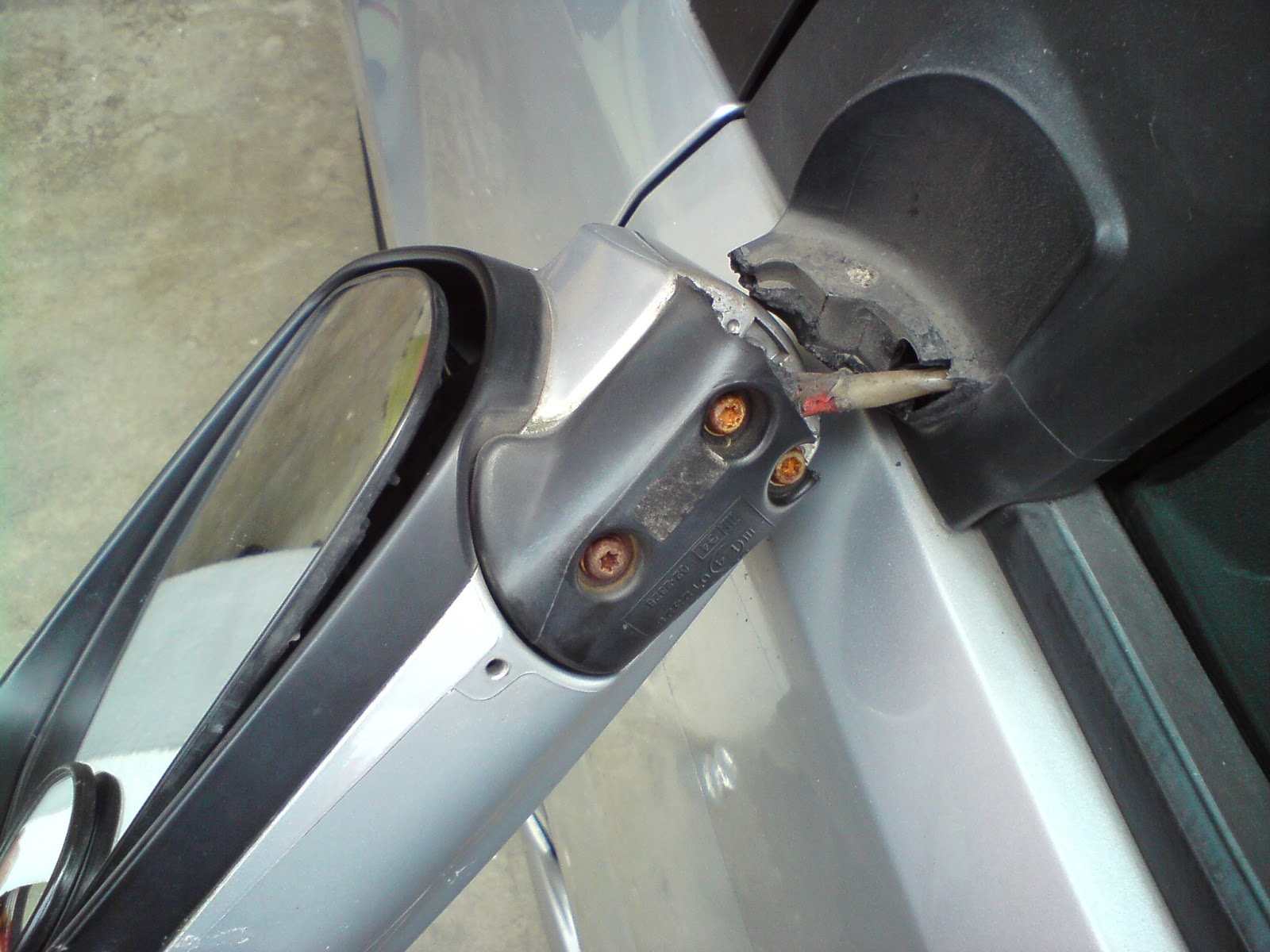 Jebateja Corak Carik Kena Siku...