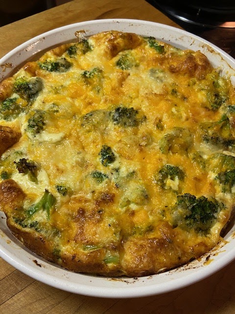 There's a Hippy in the Kitchen: Crustless Broccoli Cheddar Quiche