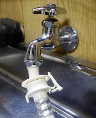 水栓と洗濯機用Ｌ型ニップル