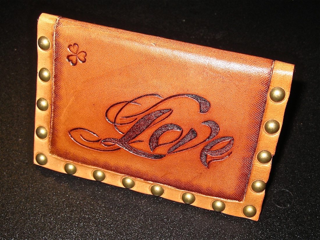 276ccm Pinstriping, Gold Leaf/Gilding, Leathercraft and Airbrush