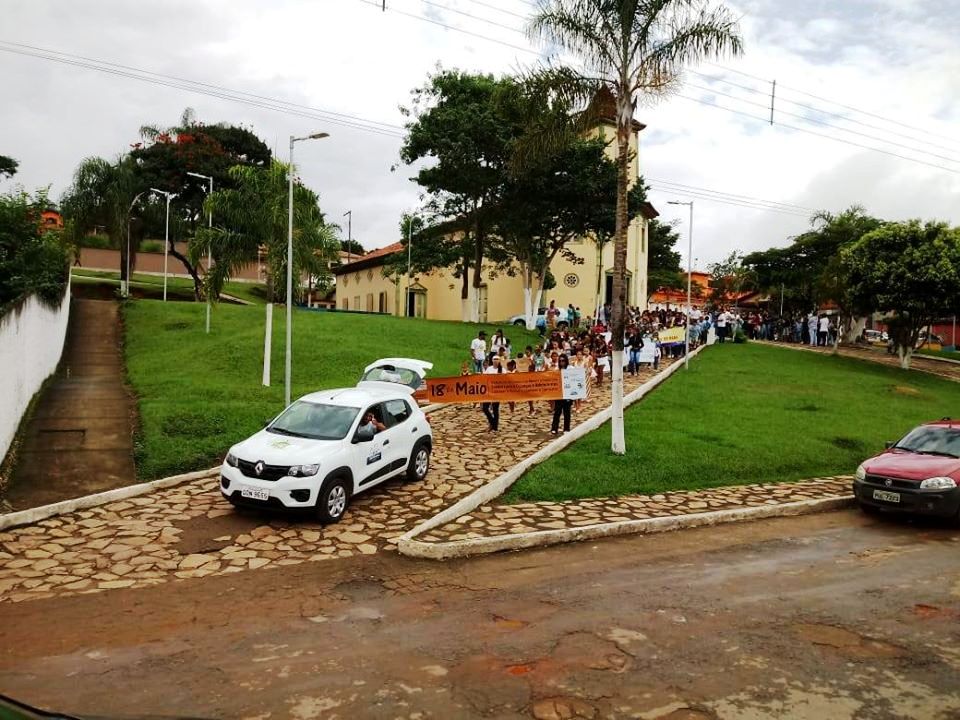 VIAGEM, TURISMO E AVENTURAS POR LUGARES INCRÍVEIS SERRA AZUL DE MINAS / MINAS GERAIS / BRAZIL