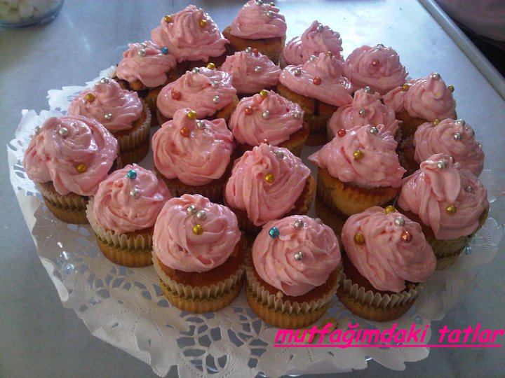 VANİLYALI CUPCAKE Mutfak Ve Tatlar