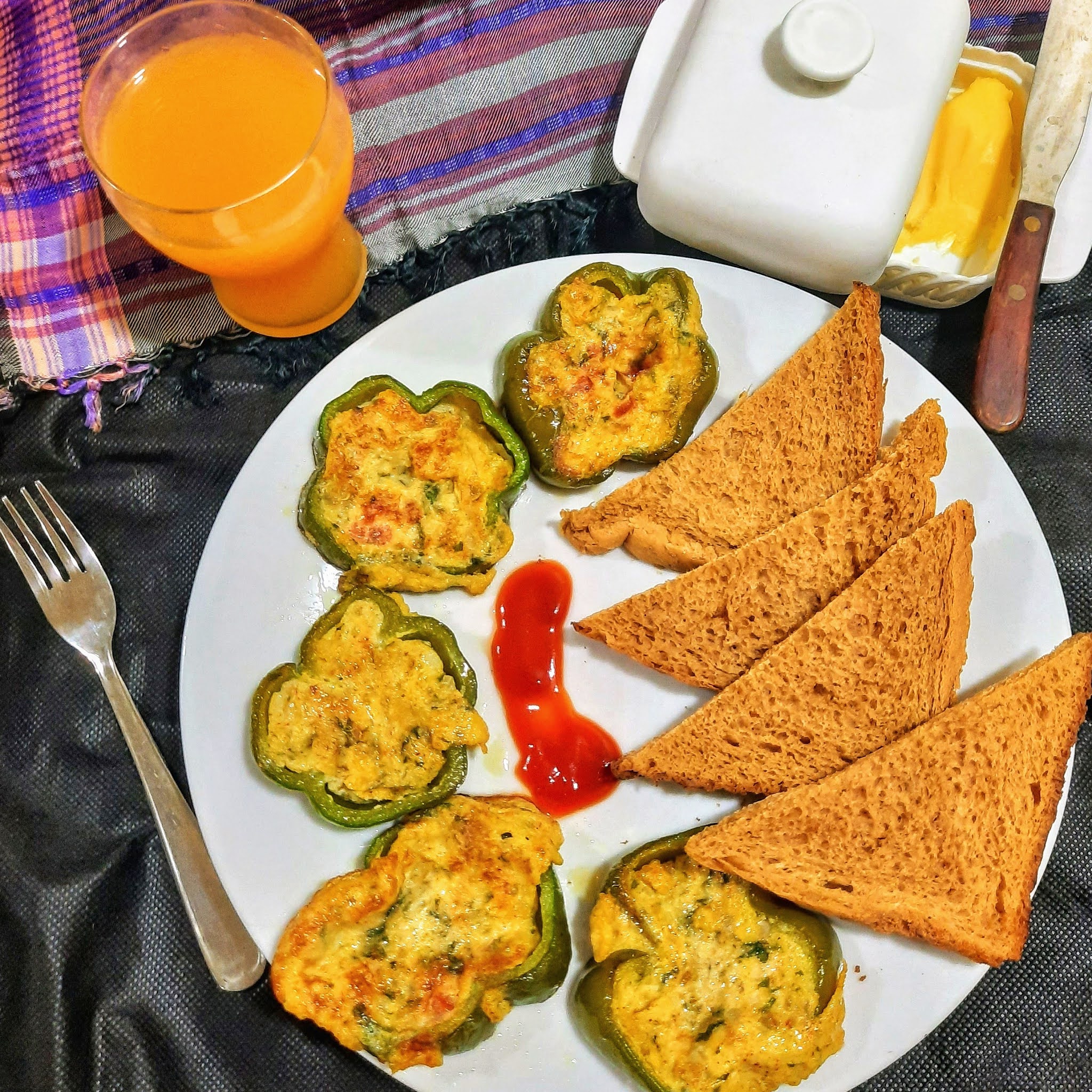 Everyday Cooking Capsicum Rings Omelette/Egg with Capsicum