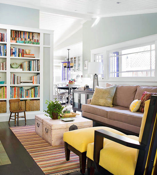 HOME GARDEN LIVING ROOM