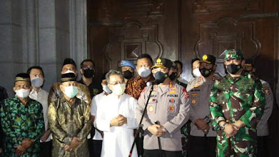 Kapolri Listyo Sigit Prabowo Bersama Gubernur Olly Kunjungi 2 Gereja di Sulut