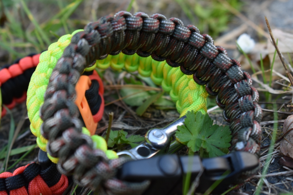 ParacordArmbänder für den OutdoorEinsatz* ANNIE Online Magazine