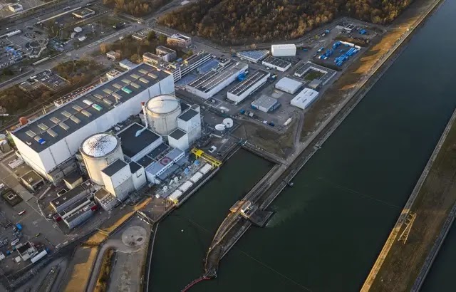 Fessenheim : La doyenne des centrales nucléaires françaises définitivement débranchée