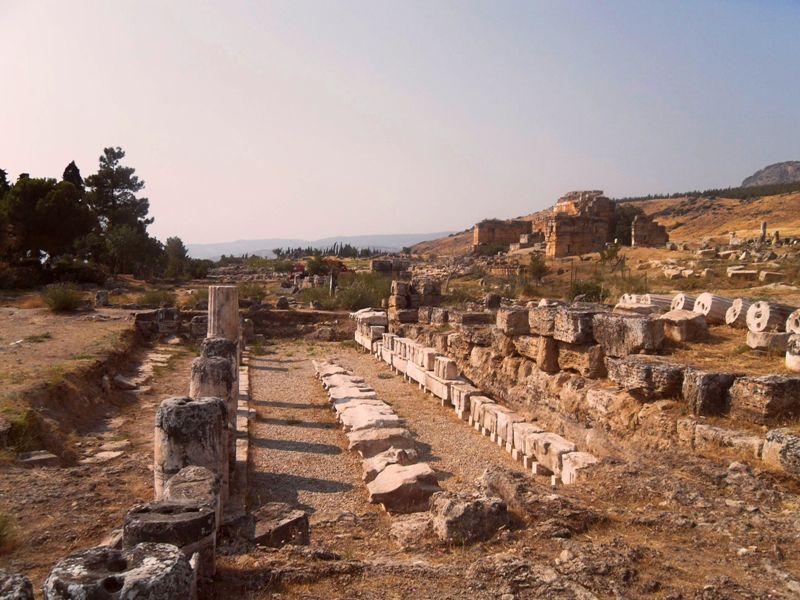 Tina thinks...: Hierapolis, antički grad i u njemu ''vrata pakla''...