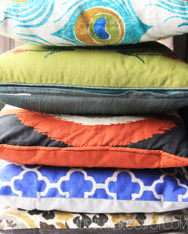 alisaburke all things pillows and a GIVEAWAY