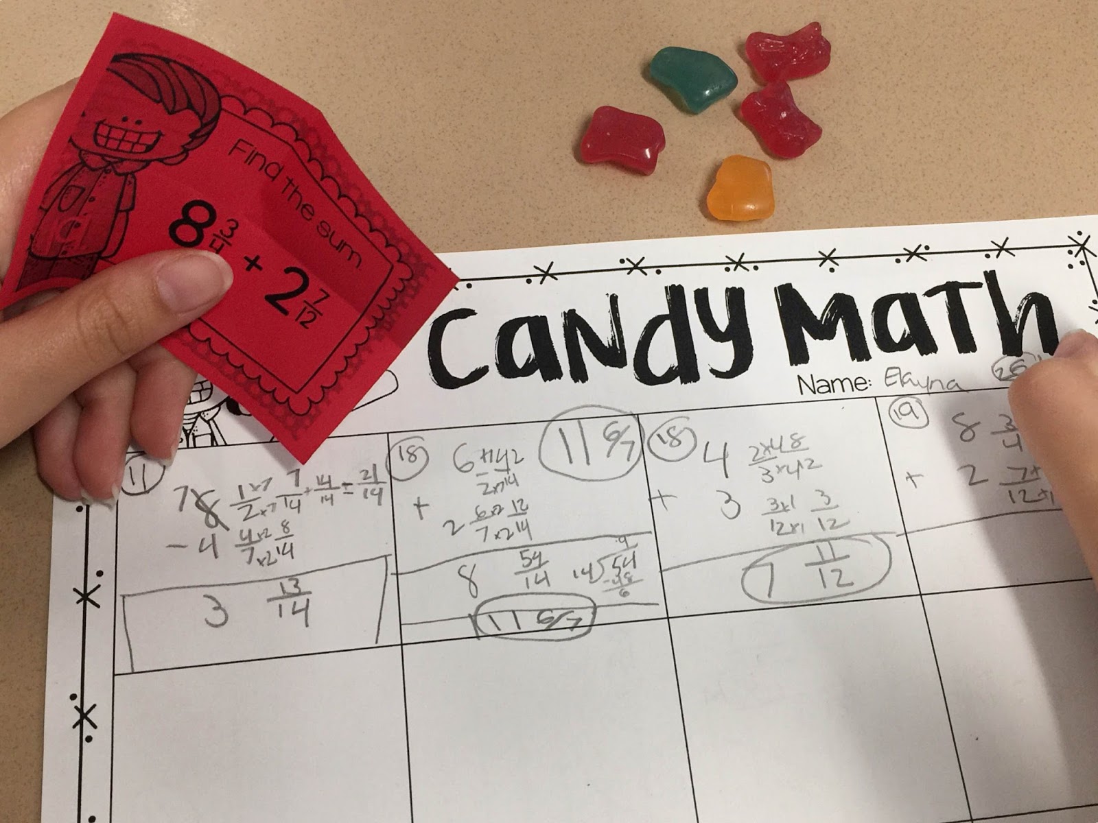 Who doesn't want an excuse to eat fruit snacks or candy? Using something as simple small candy can set math review into an engaging, entertaining activity. Based on the colors of the candy, you can print a certain math skill on different colored paper, then the students must complete the colors based on their fruit snacks. Be sure to grab the freebie printable and check out my math task cards on Tpt. {freebie, math, game, upper elementary}