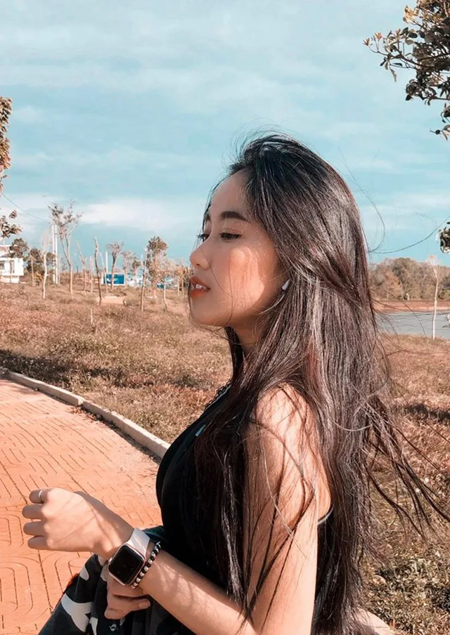 Nét quyến rũ đầy cá tính của nữ sinh Đắk Lắk Nét quyến rũ đầy cá tính của nữ sinh Đắk Lắk