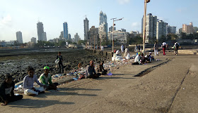 beggars, begging, charity, haji ali, worli, mumbai, incredible india, street, street photo, street photography, 