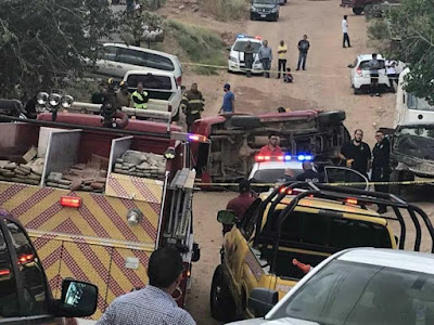Dejan a 2 bebés en vehículo en Nogales; vuelca y muere uno