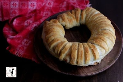 corona-di-sfoglia-con-cavolo-riccio-noci-tomino-in-friggitrice-ad-aria