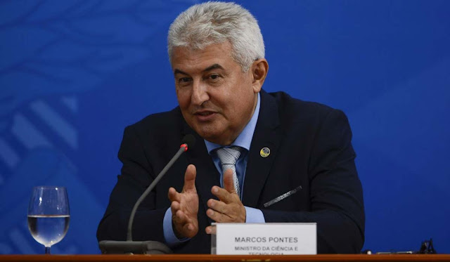 Cientistas brasileiros testam remédio que reduz 94% da carga viral da covid-19