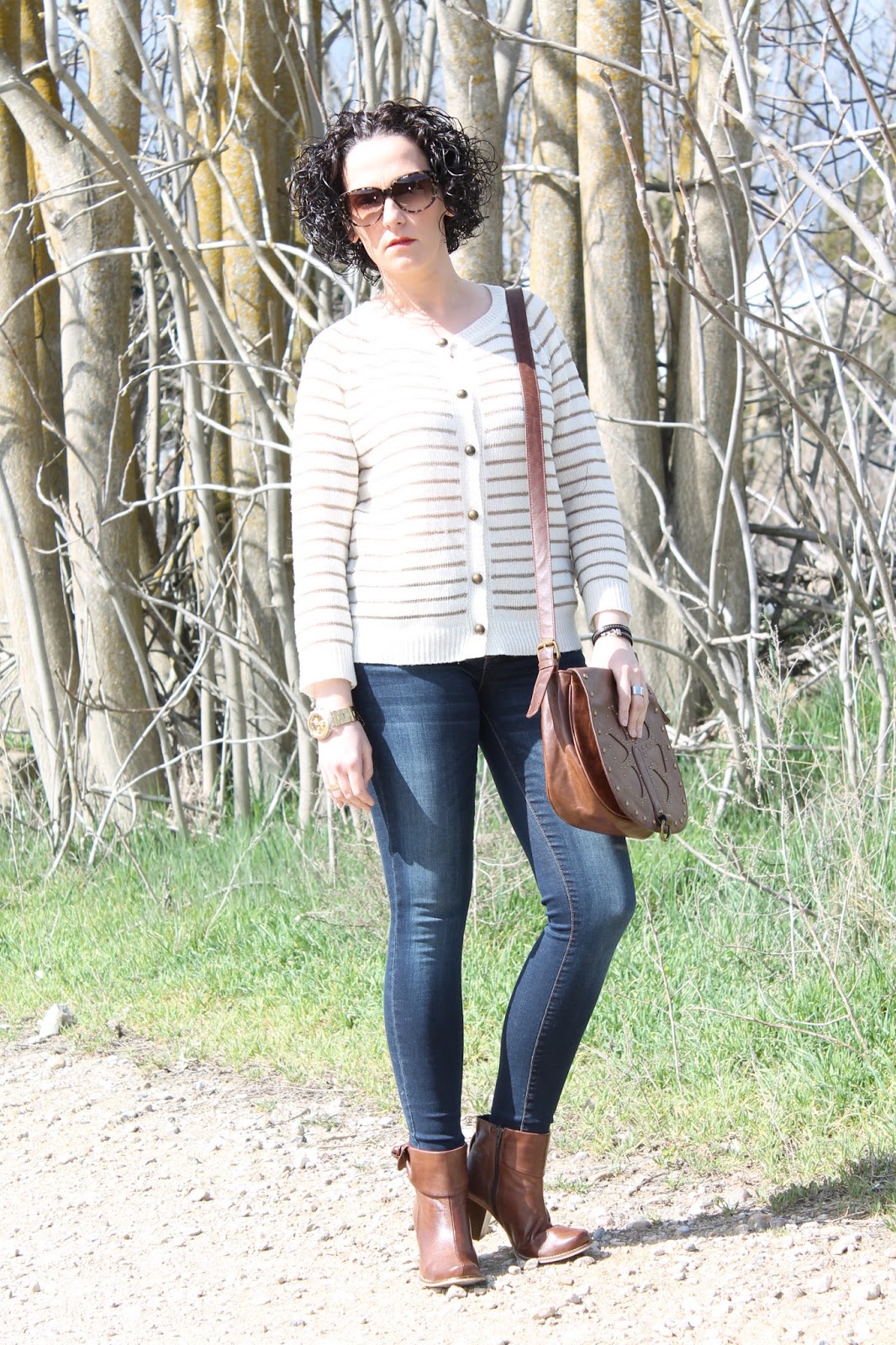 BOTAS ESTILO CAMPERO - Black Dress Inspiration