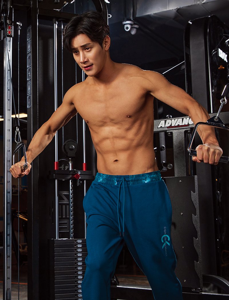This Guy's World: Lee Si Kang for Men's Health