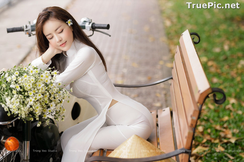 Image The Beauty of Vietnamese Girls with Traditional Dress (Ao Dai) #5 - TruePic.net - Picture-27