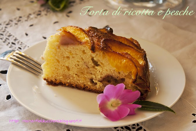 torta di pesche e ricotta