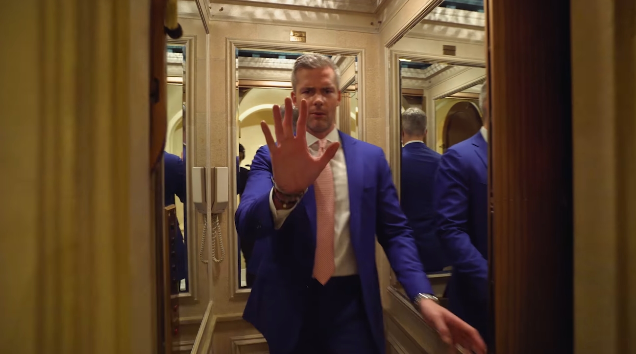 Luxury Townhouse Interior Design Tour vs. Inside the Most FAMOUS Living Space in NYC | Ryan Serhant