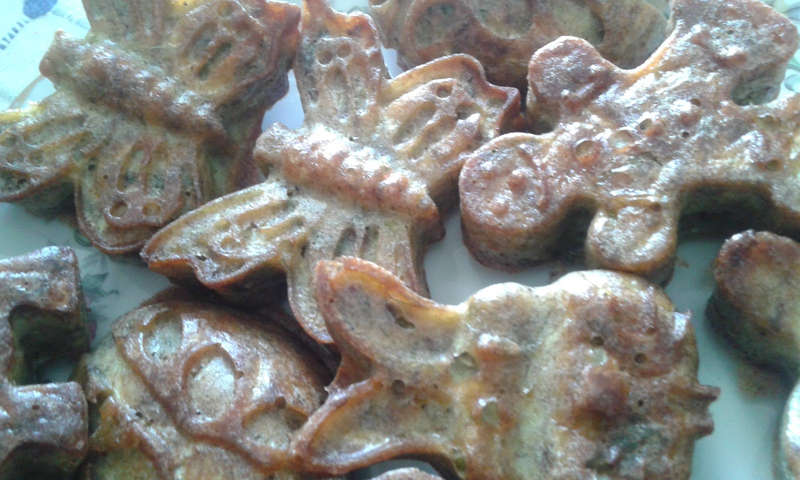 glutensiz kedicik Yeşil Kabaklı Tuzlu Kek ( Glutensiz)