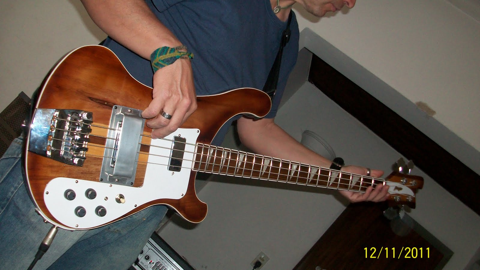 FRAGA LUTHIER: Bajo replica rickenbacker 4001