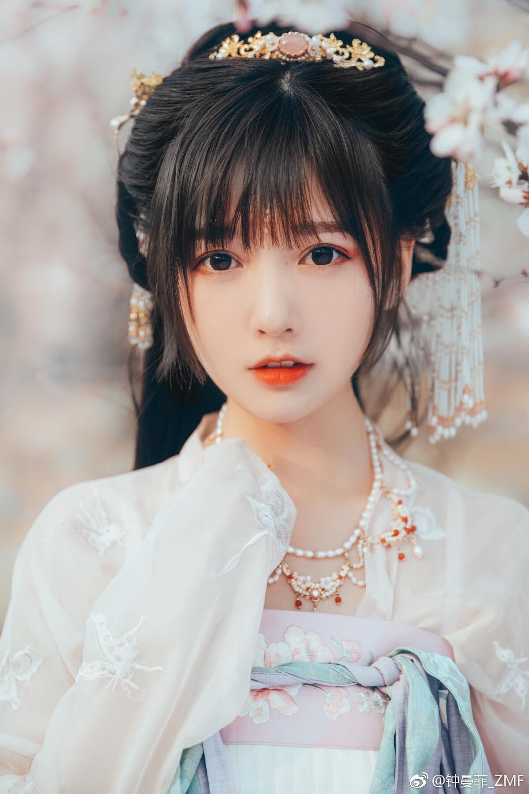 Chinese beautiful model - Cosplay The Cherry Blossom Fairy with Historical Costume