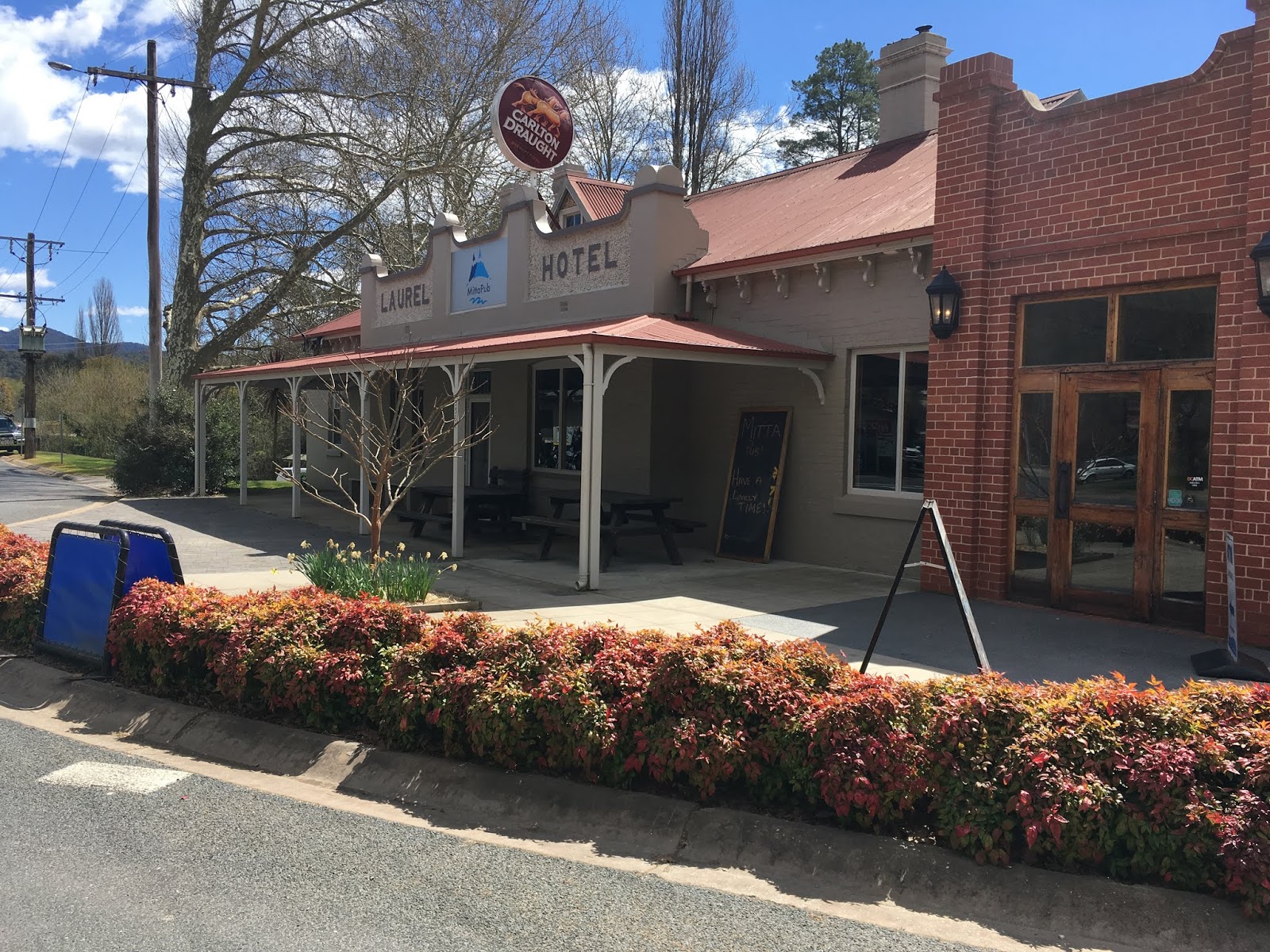 linda & Peter on Tour Yackandandah Holiday Park, Vic