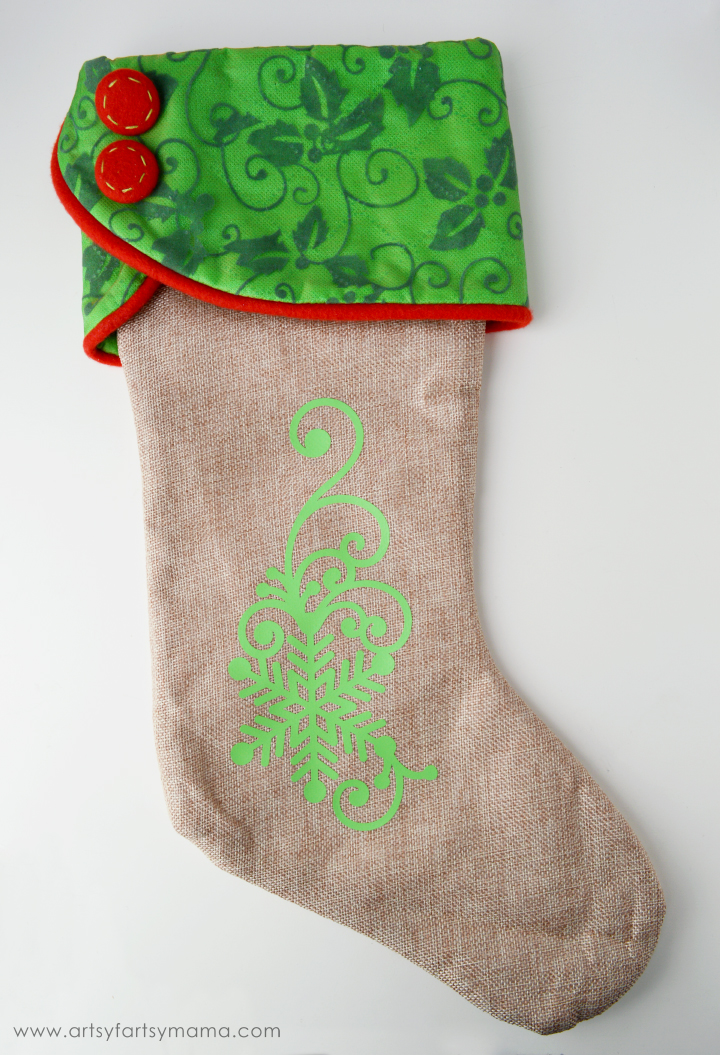 Customize Store-Bought Stockings with Vinyl | artsy-fartsy mama