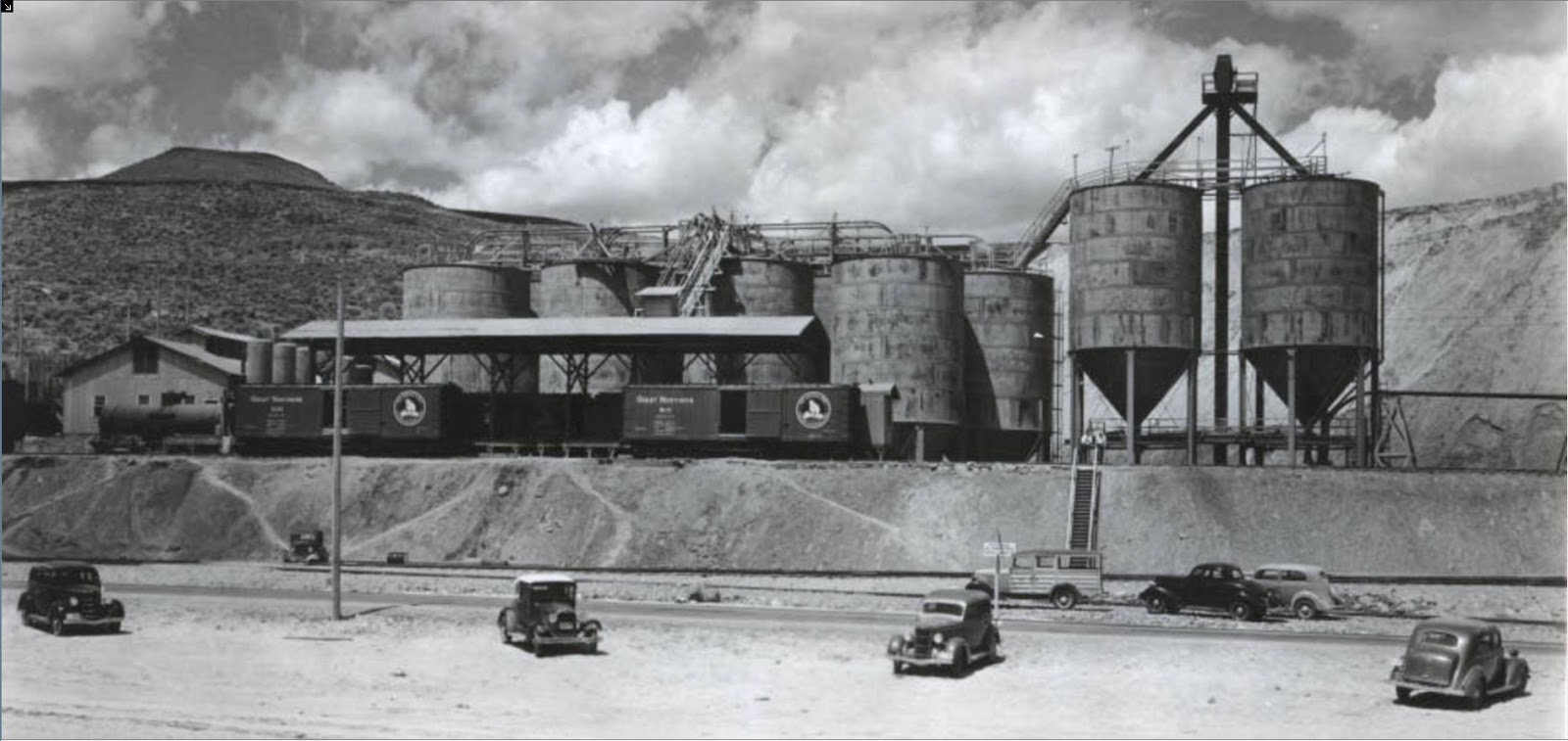 Big Bend Railroad History Cement Handling At Grand Coulee Dam Big Bend Railroad History Cement Handling At Grand Coulee Dam