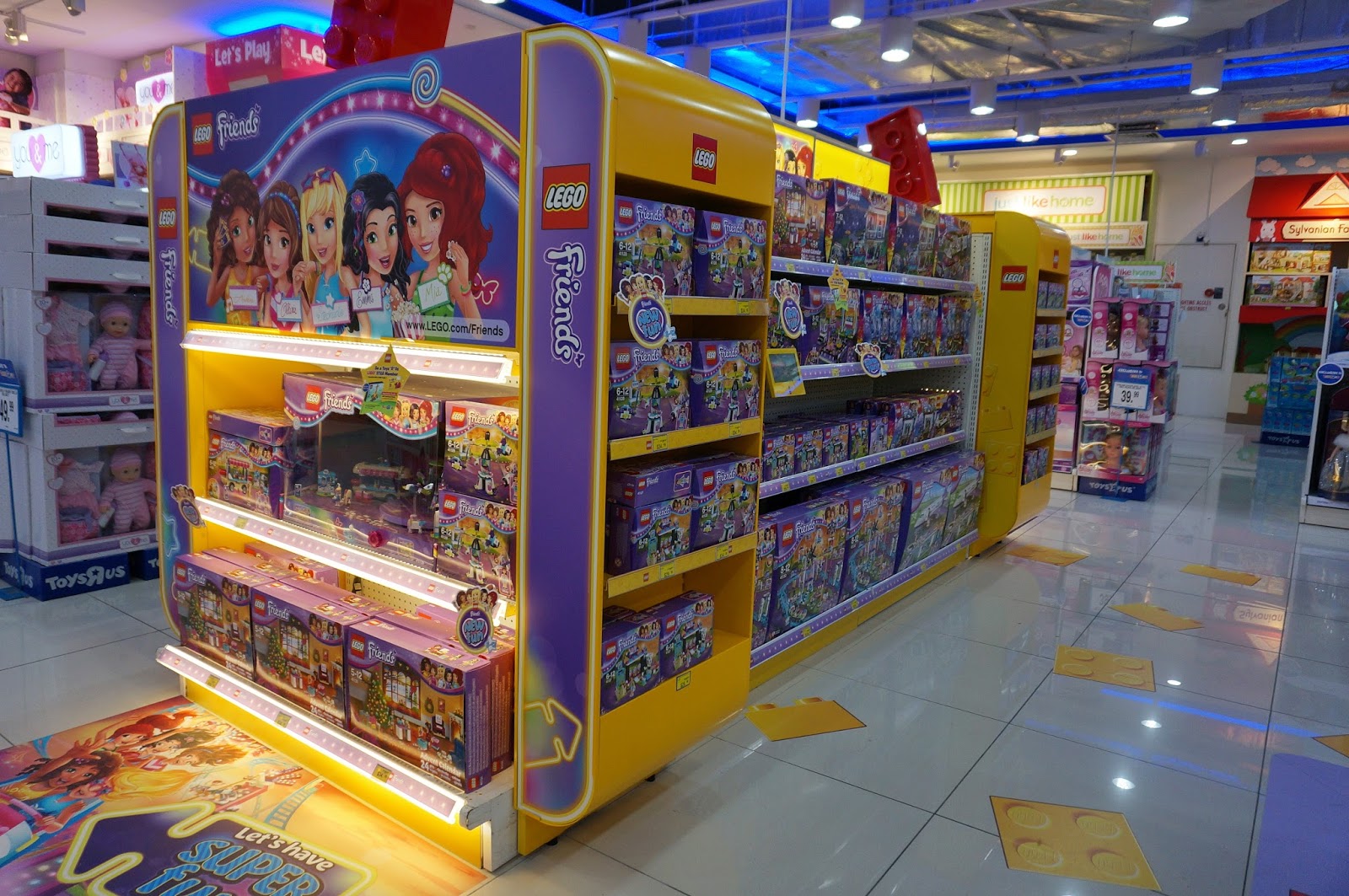 Toys"R"Us Vivocity Flagship Store Revamp!