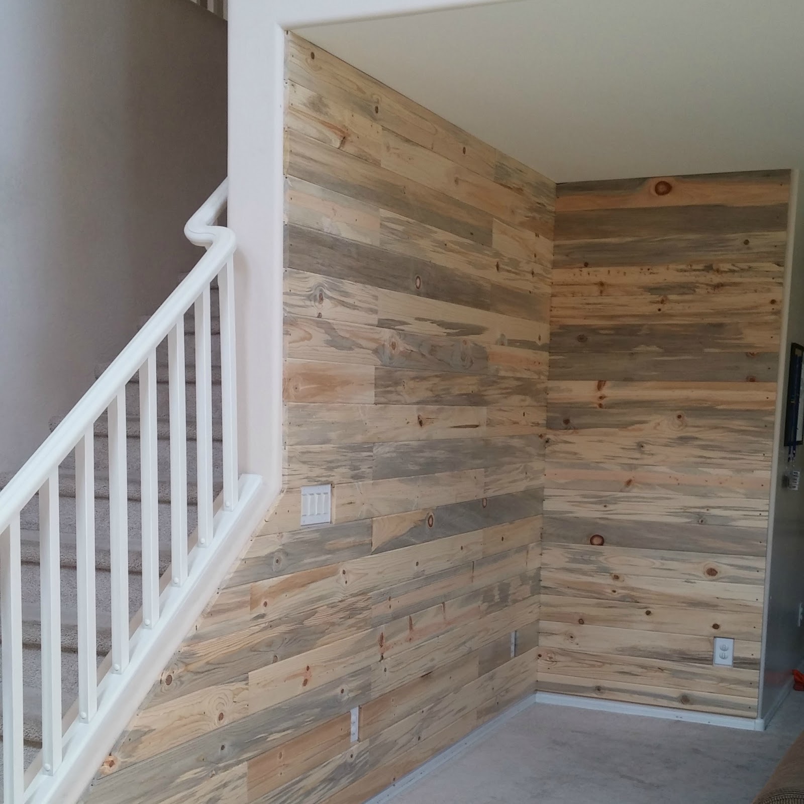 Good Job Momma: DIY Wood Feature Wall
