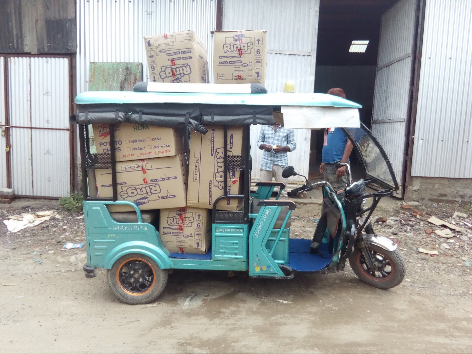 Role of distributor in FMCG channel.