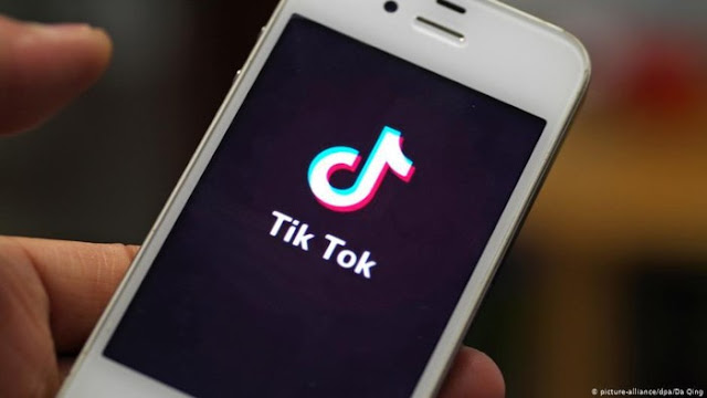 Ramai Seruan Uninstall TikTok dan Tudingan Ambil Data Pengguna Ramai Seruan Uninstall TikTok dan Tudingan Ambil Data Pengguna