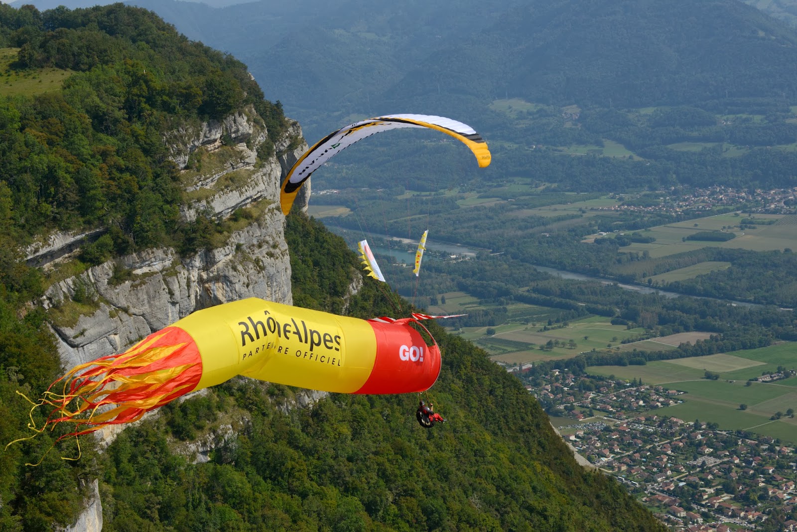 Air balloons, Competition, Contest, Coupe Icare, Festival, France, Icare cup 2013, Icare Festival, Icarus Cup, Masquerade Flight, Offbeat, Para-glider, Saint-Hilaire, Saint-Hilaire-du-Touvet, Tourism, Tourist, 