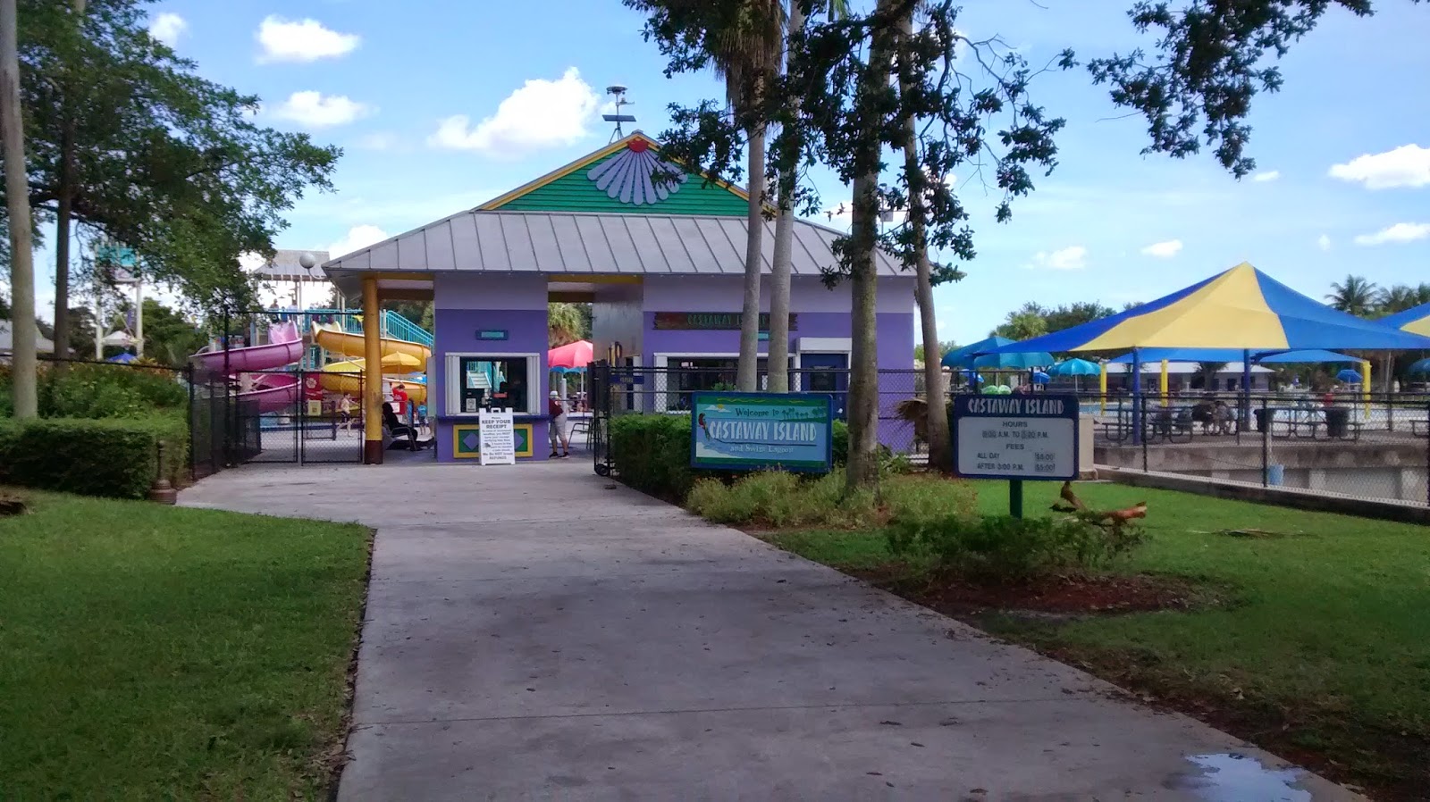 Monica's Travels and Reviews CASTAWAY ISLAND WATER PARK AT TY PARK IN