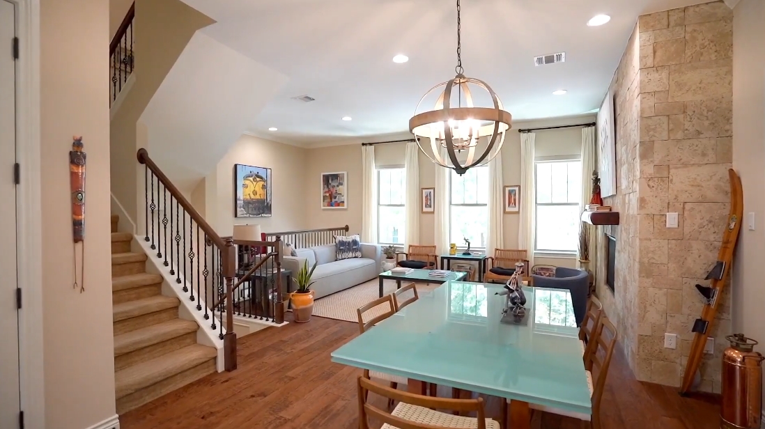 22 Interior Design Photos vs. Tour 216 Adams St, Georgetown, TX