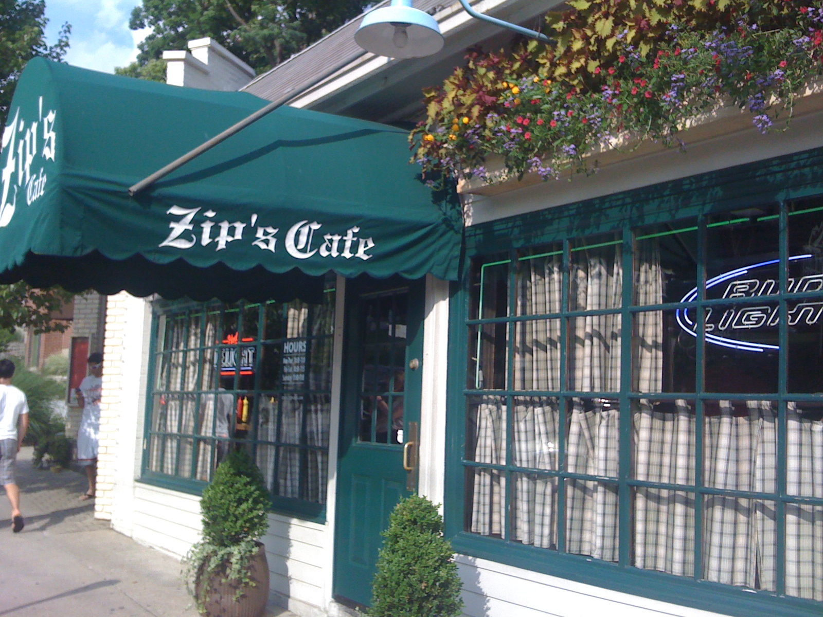 PIG OUT SPOTS Zip's Cafe (Cincinnati, OH)
