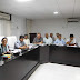 शाहजहांपुर - समीक्षा बैठक में डीएम ने दिए लक्ष्य पूर्ति के निर्देश