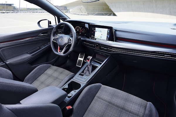 Novo VW Golf GTI 2022 - consumo