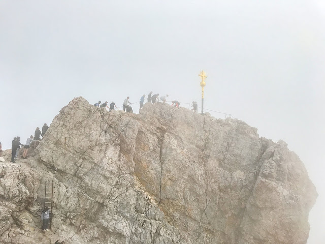 Übers Gatterl auf die Zugspitze  Alpentestival Garmisch-Partenkirchen   Gatterl-Tour auf die Zugspitze über ehrwalder Alm und Knorrhütte 15