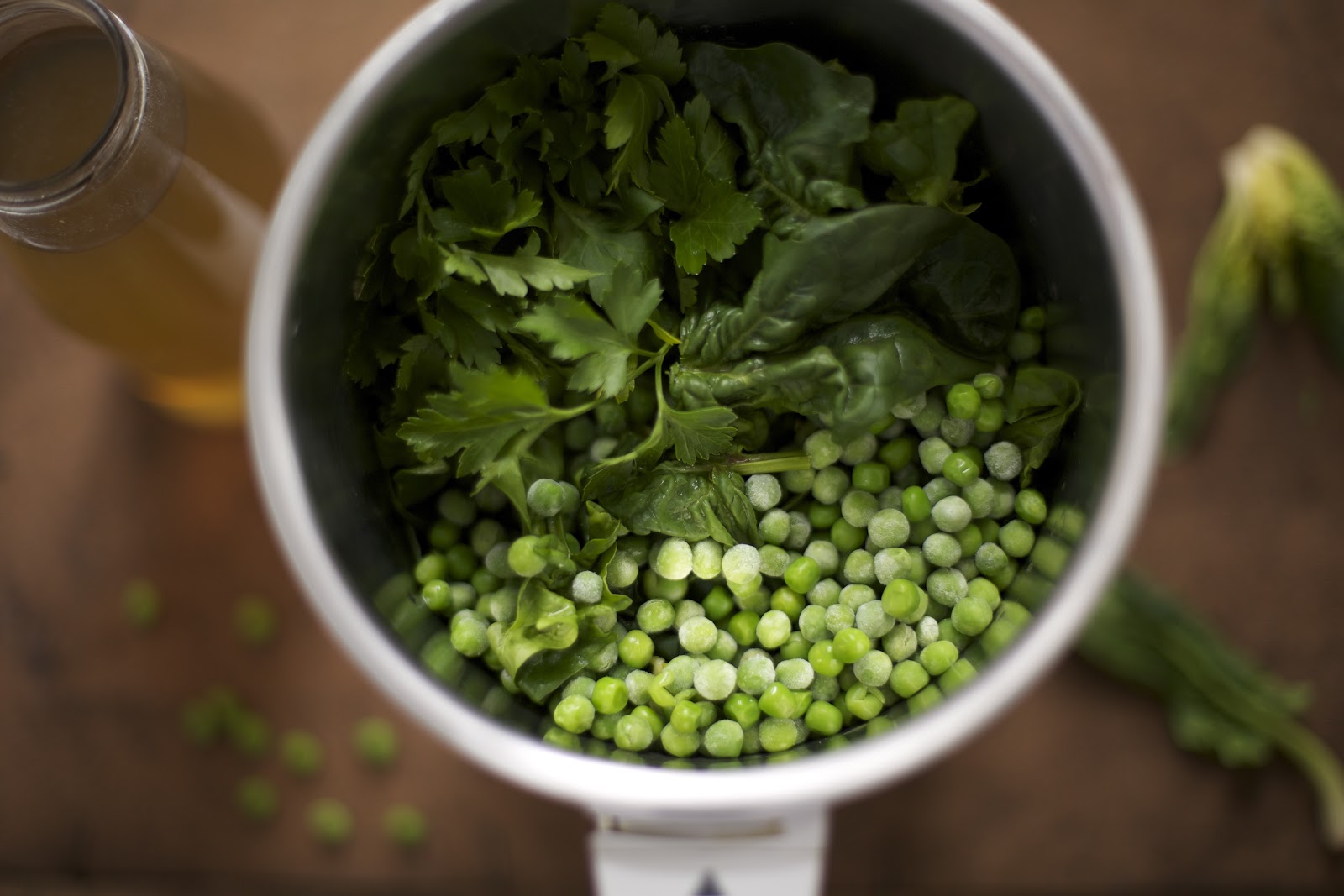 Spinat-Erbsensuppe ganz in Grün | ziiikocht Spinat-Erbsensuppe ganz in Grün | ziiikocht