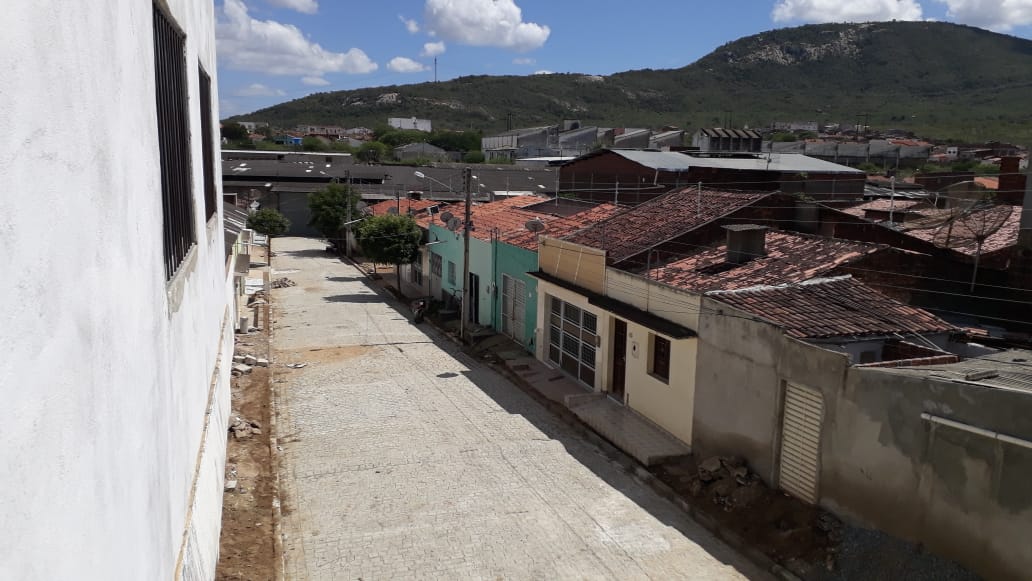 Dália Net Concluída pavimentação da primeira etapa da Rua Madre Tereza de Calcutá em Pão de Açúcar Dália Net Concluída pavimentação da primeira etapa da Rua Madre Tereza de Calcutá em Pão de Açúcar