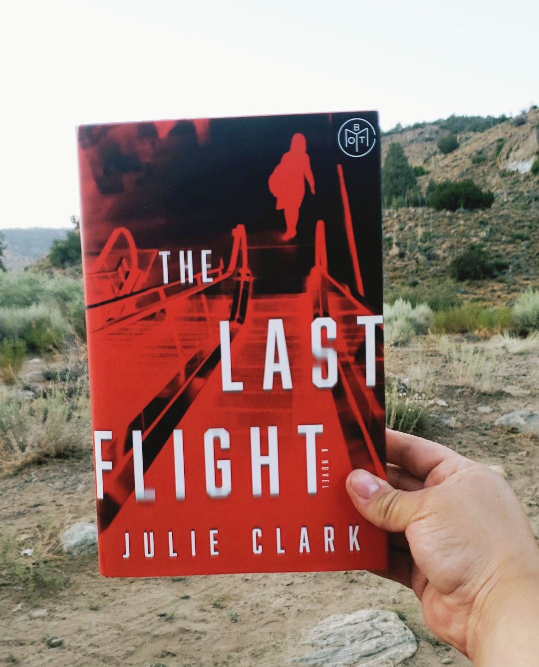 the last flight // julia clark Books [Read] By Les