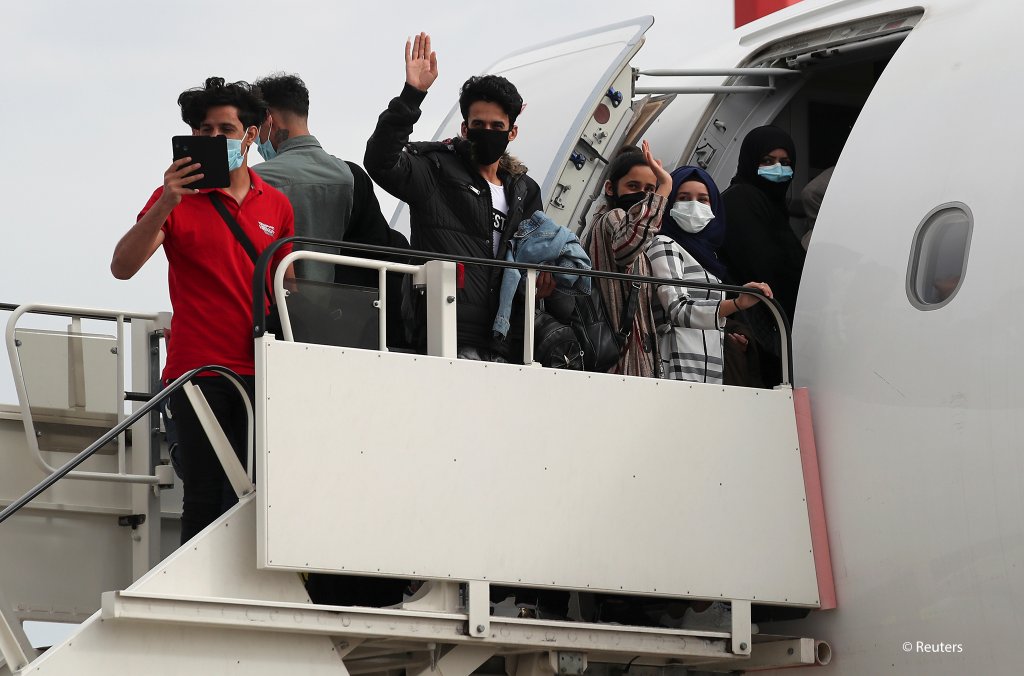 Royaume-uni : 50 migrants ont été transférés depuis la Grèce pour être réunis avec leurs familles