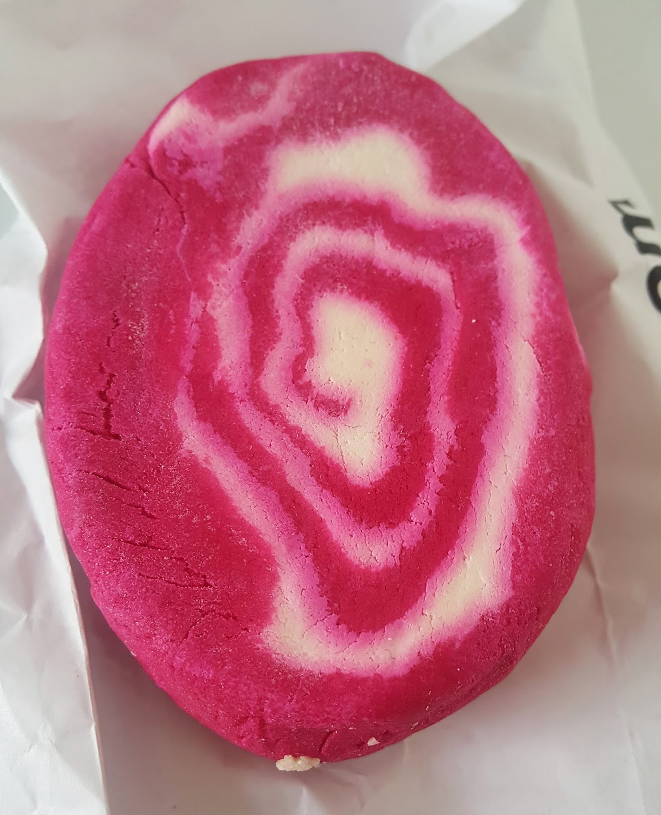 The Comforter Bubble Bar Berrylicious The Lush Box