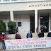 Ιωάννινα:Παράσταση διαμαρτυρίας από το Εργ.Κέντρο για την απόλυση στην ΠΙΝΔΟ