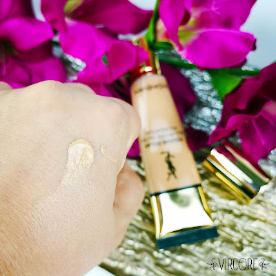 TOUCHE ECLAT ALL-IN-ONE GLOW FOUNDATION de YSL