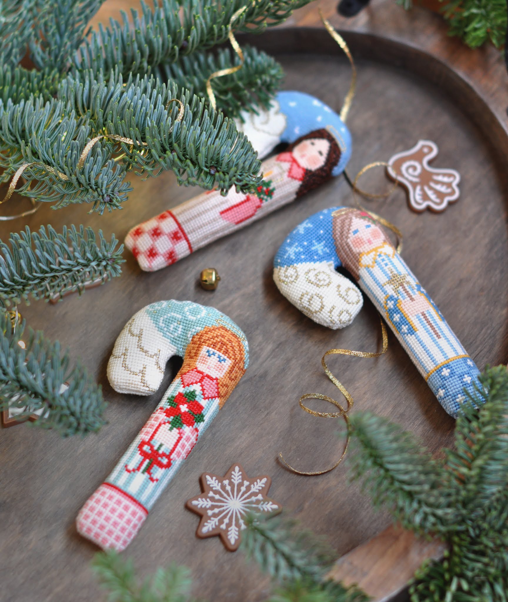 Living on the Rainbow Ангелочки Candy Canes / Candy Cane Angels cross