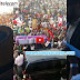 Kinshasa : Kabila placé virtuellement dans un cercueil par les combattants de l 'opposition . " Kabila yebisa ba moura que peuple akomi na kanda " (vidéo) 